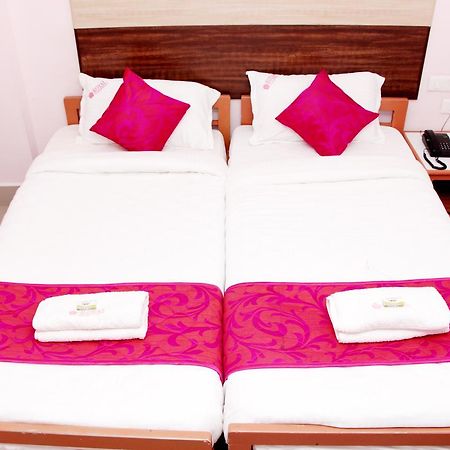 Royal Grand Days Hotel Chennai Eksteriør billede