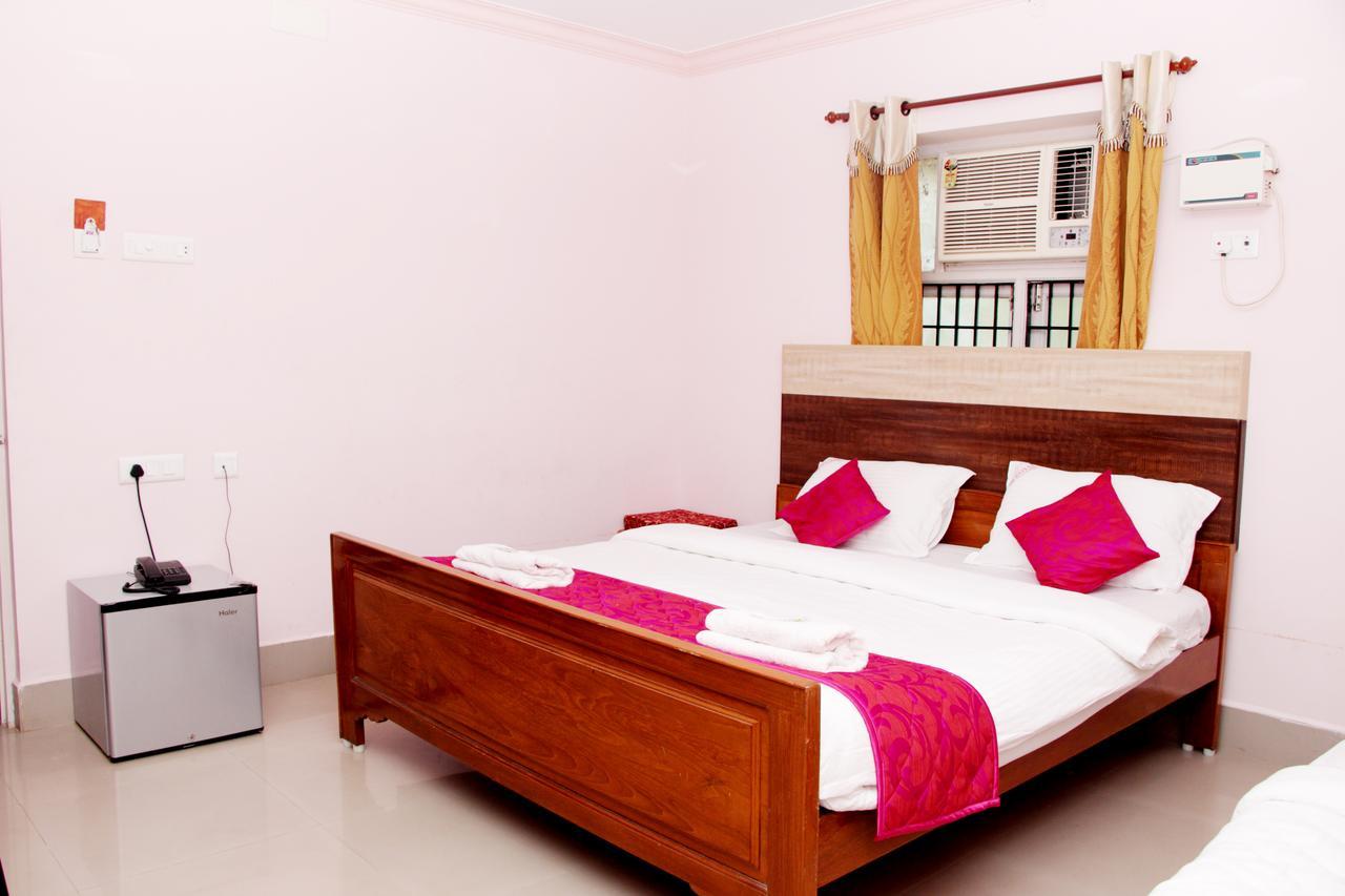 Royal Grand Days Hotel Chennai Eksteriør billede